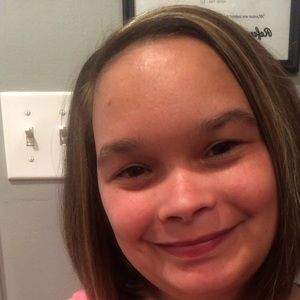 Meet your Posher, Hailey